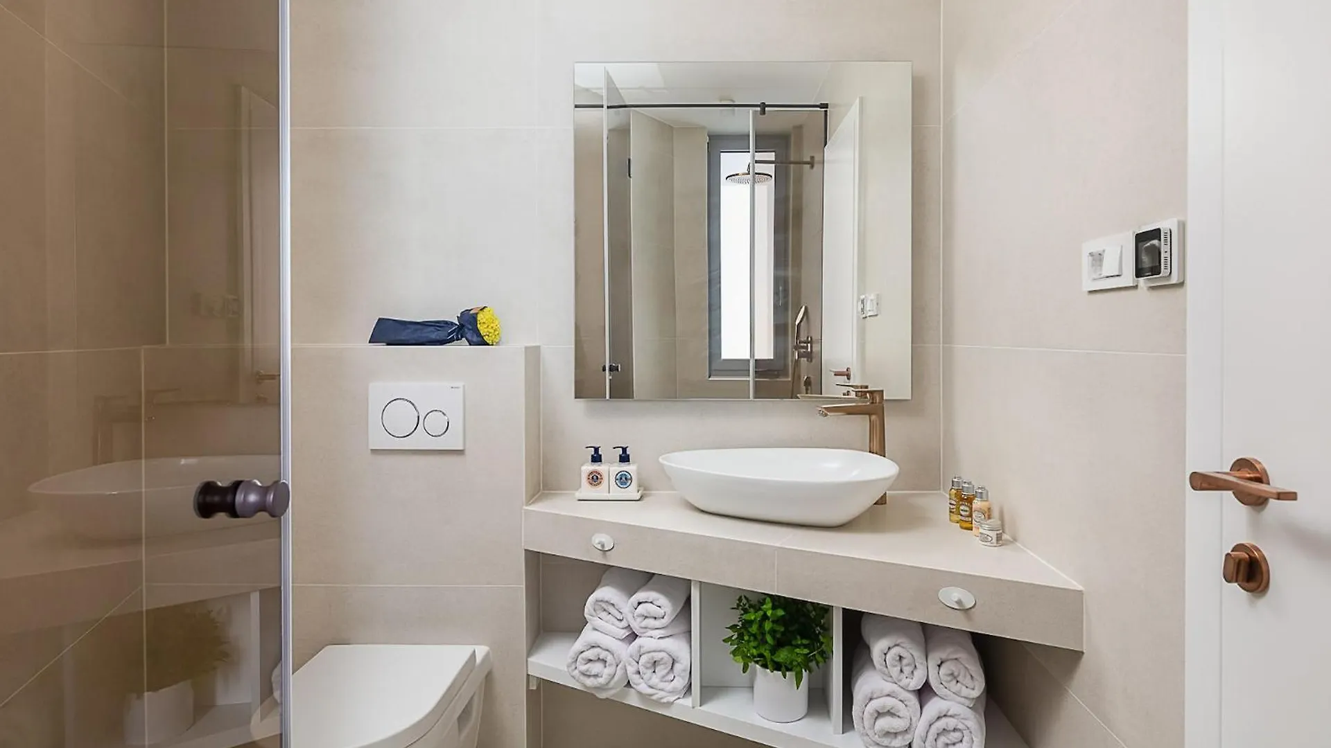 Spectacular Trogir Villa 4 Bedrooms Villa Trogir Sunrise Breath-Taking Sea Views Heated Swimming Pool Kroatien