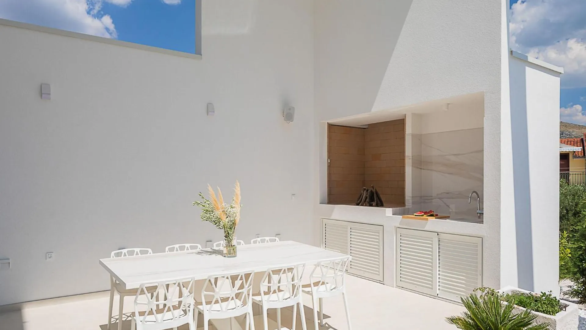 Spectacular Trogir Villa 4 Bedrooms Villa Trogir Sunrise Breath-Taking Sea Views Heated Swimming Pool